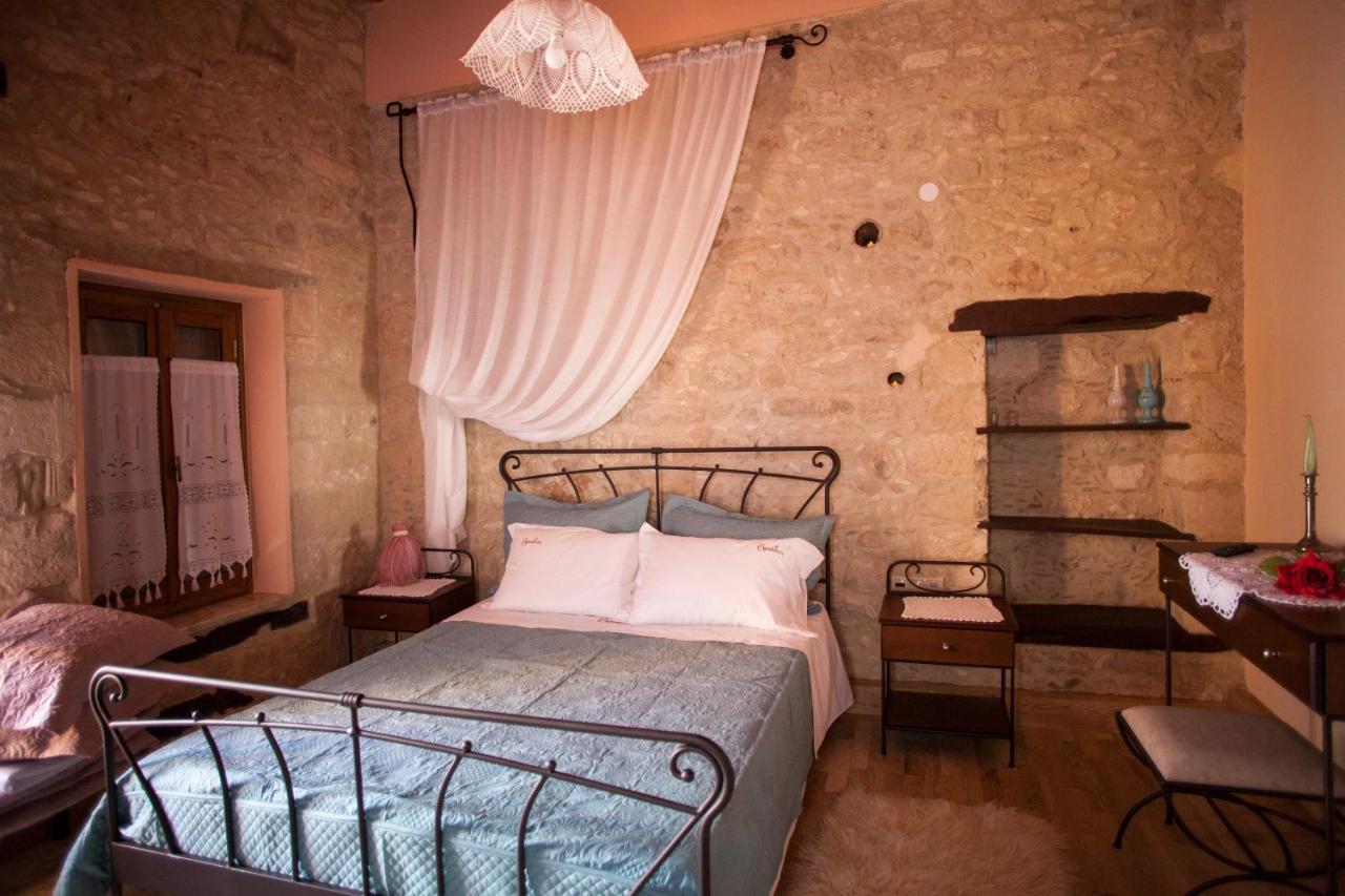 Margarítai Ariadne Traditional Home מראה חיצוני תמונה